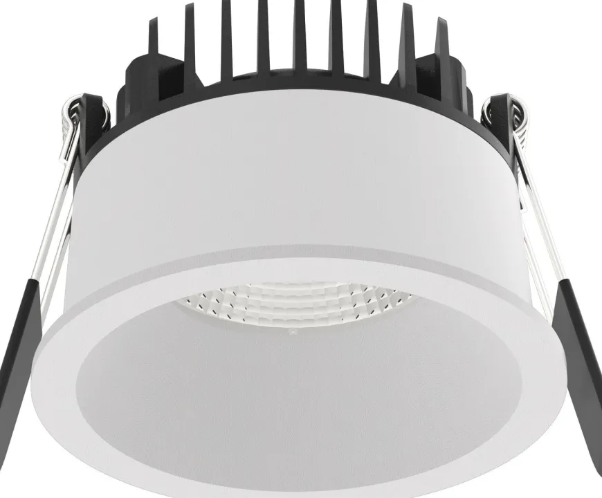 Aria D75 lavtbyggende downlight 7W 2700K IP44 m/flicker free dimbar driver - Hvit