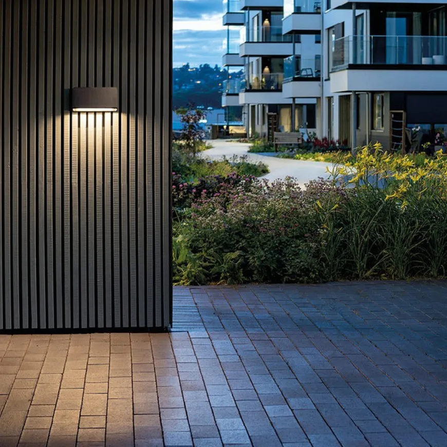 Arlon vegglampe utendørs 10W 2700 Kelvin IK10 IP65 - Dimbar