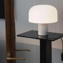 Bellhop Glass T bordlampe