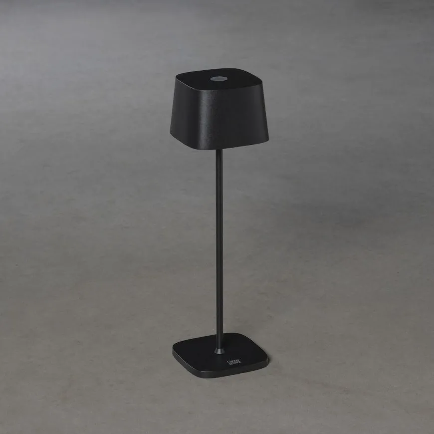 Capri bordlampe oppladbar utendørs IP54 - Svart