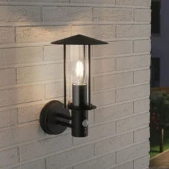 Classic vegglampe opp utendørs IP44 - Med bevegelsessensor