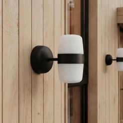 Dahl Hall utendørs/innendørs vegglampe