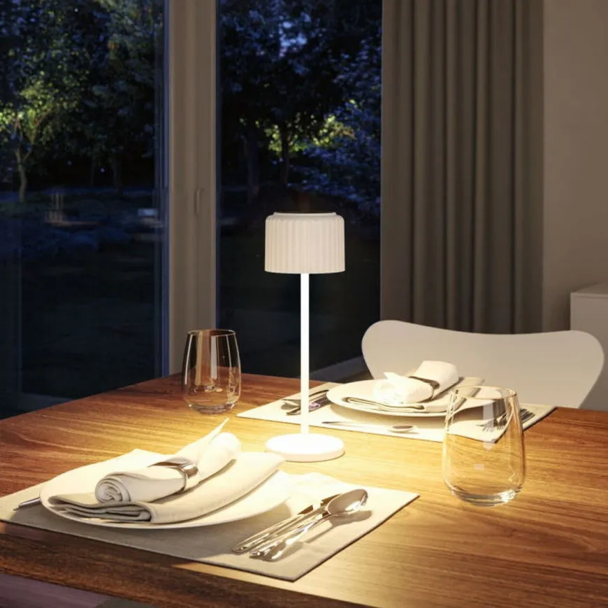 Else bordlampe oppladbar via USB eller solcelle 2700 Kelvin IP44