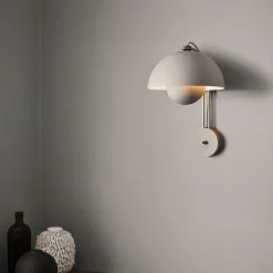 Flowerpot VP8 vegglampe