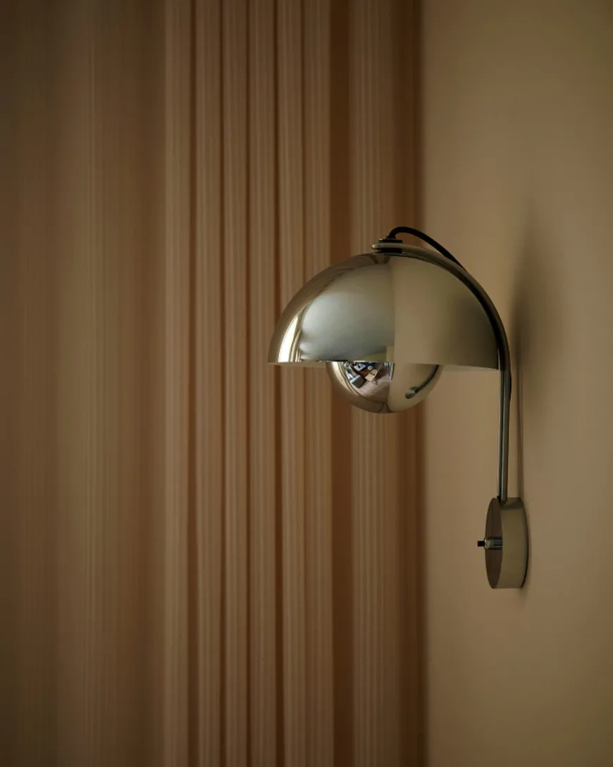 Flowerpot VP8 vegglampe