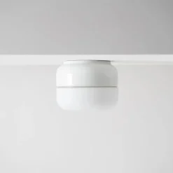 Ifø Ohm 140/115 tak/vegg 10W led dimbar IP44 - 2700K - Hvit/Opal glass