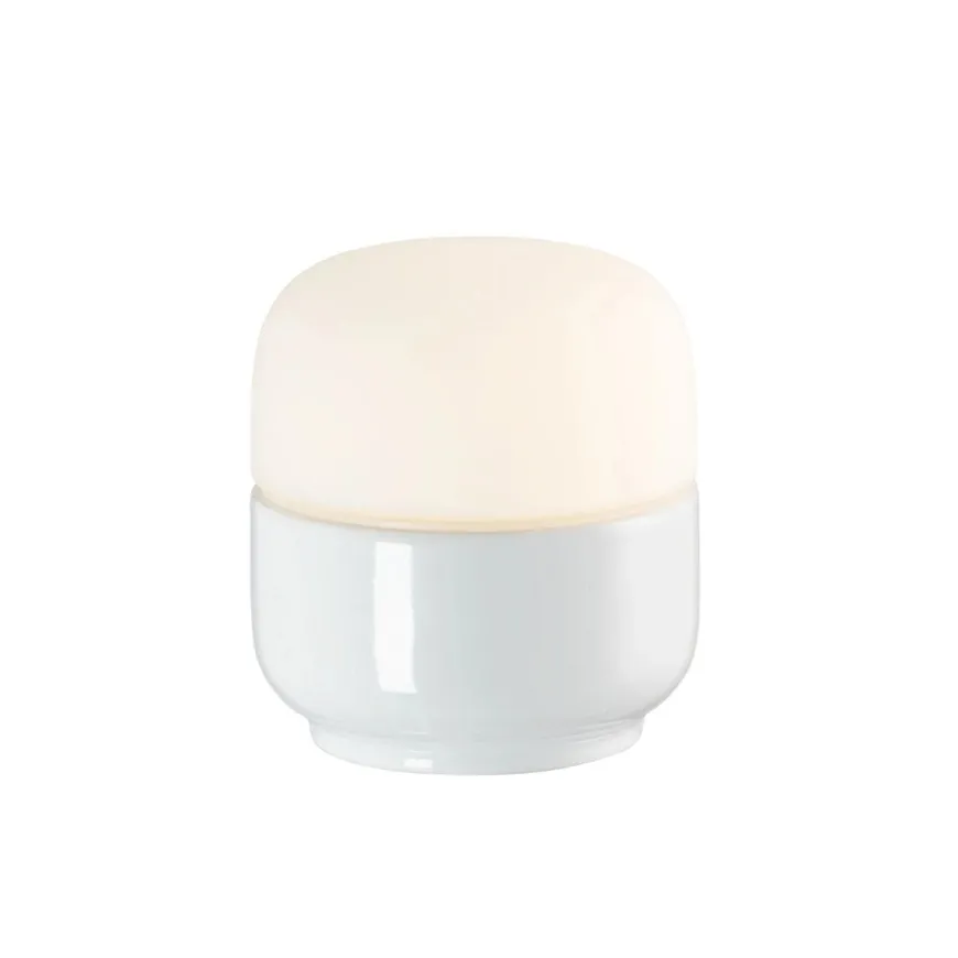 Ifø Ohm 100 / 110 vegg/tak lampe IP44