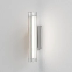 Io 420 vegglampe IP44 - Krom