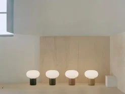 Karl-Johan bærbar bordlampe - Svart