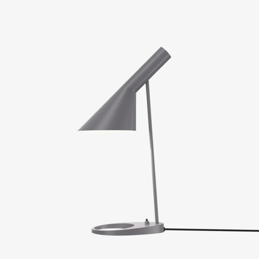 Louis Poulsen AJ bordlampe