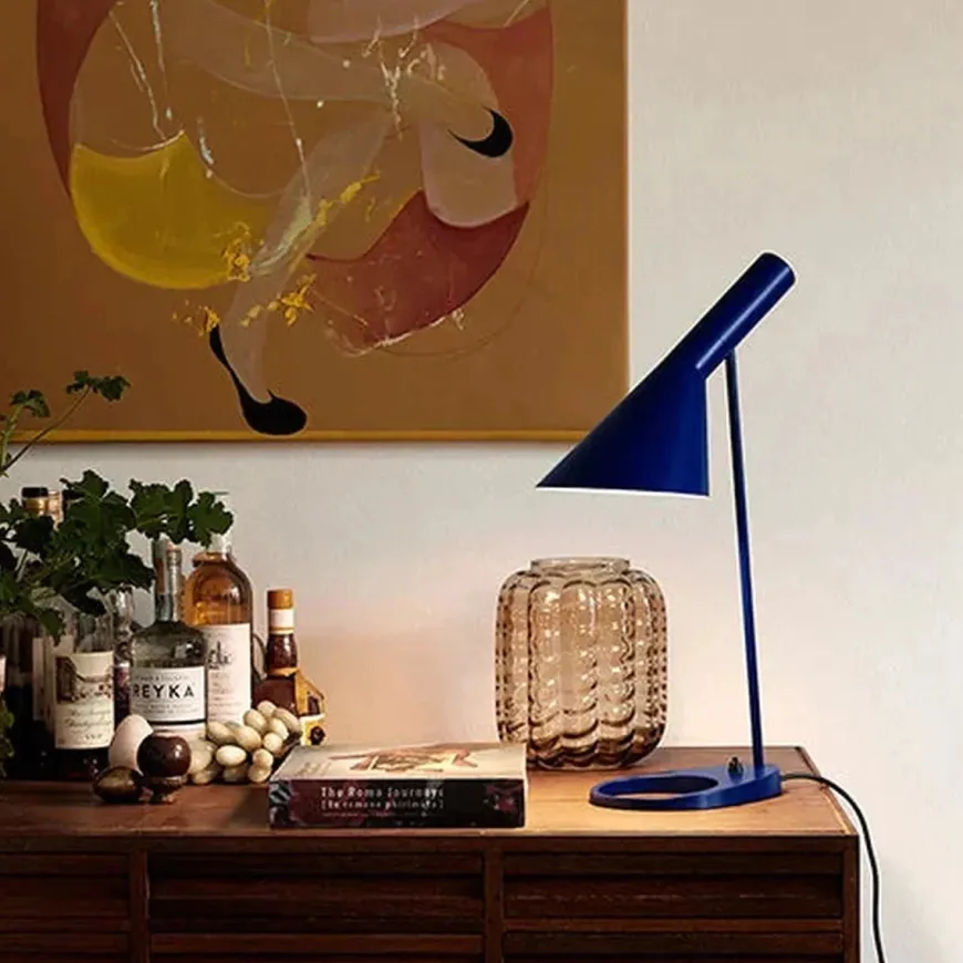 Louis Poulsen AJ bordlampe