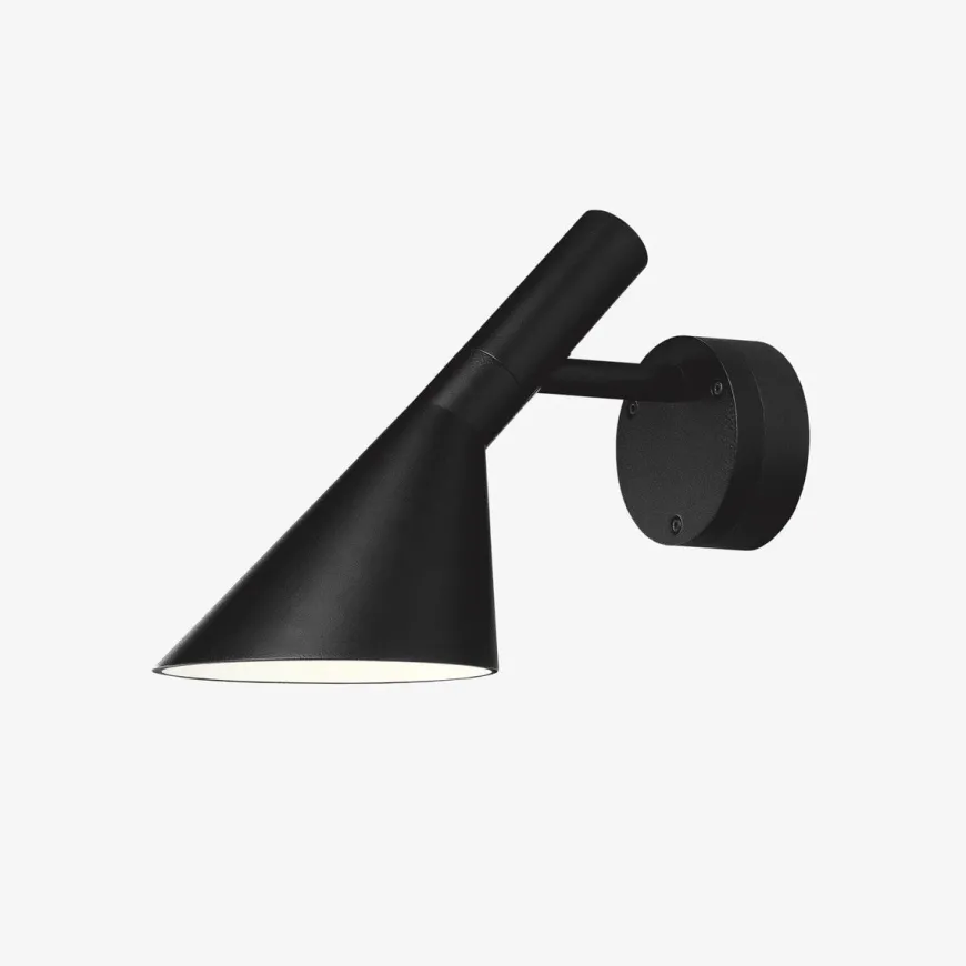 Louis Poulsen AJ 50 utendørs vegglampe