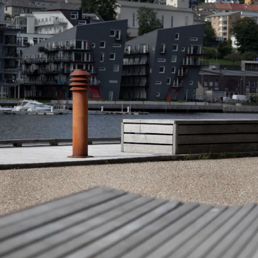 Louis Poulsen Bysted Pullert Mast F/Nedgraving - Corten