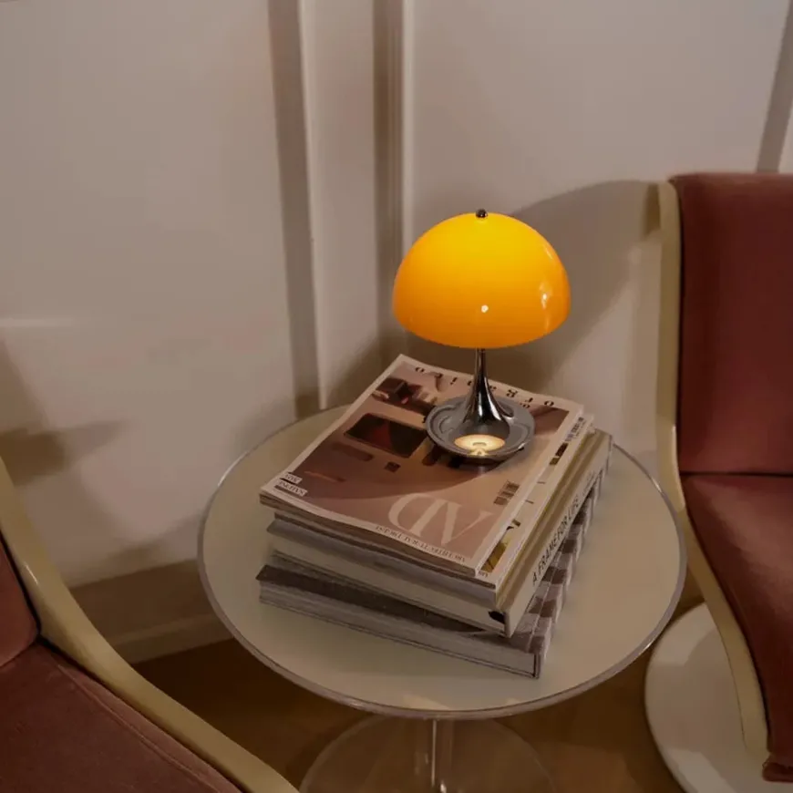 Louis Poulsen 160 oppladbar portabel bordlampe original 2,5W - IP44