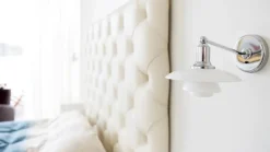 Louis Poulsen PH 2/1 Vegglampe Hvitt opalt glass - Krom / Opal