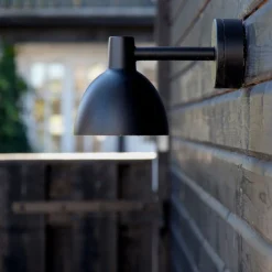 Louis Poulsen Toldbod utendørs vegglampe 15