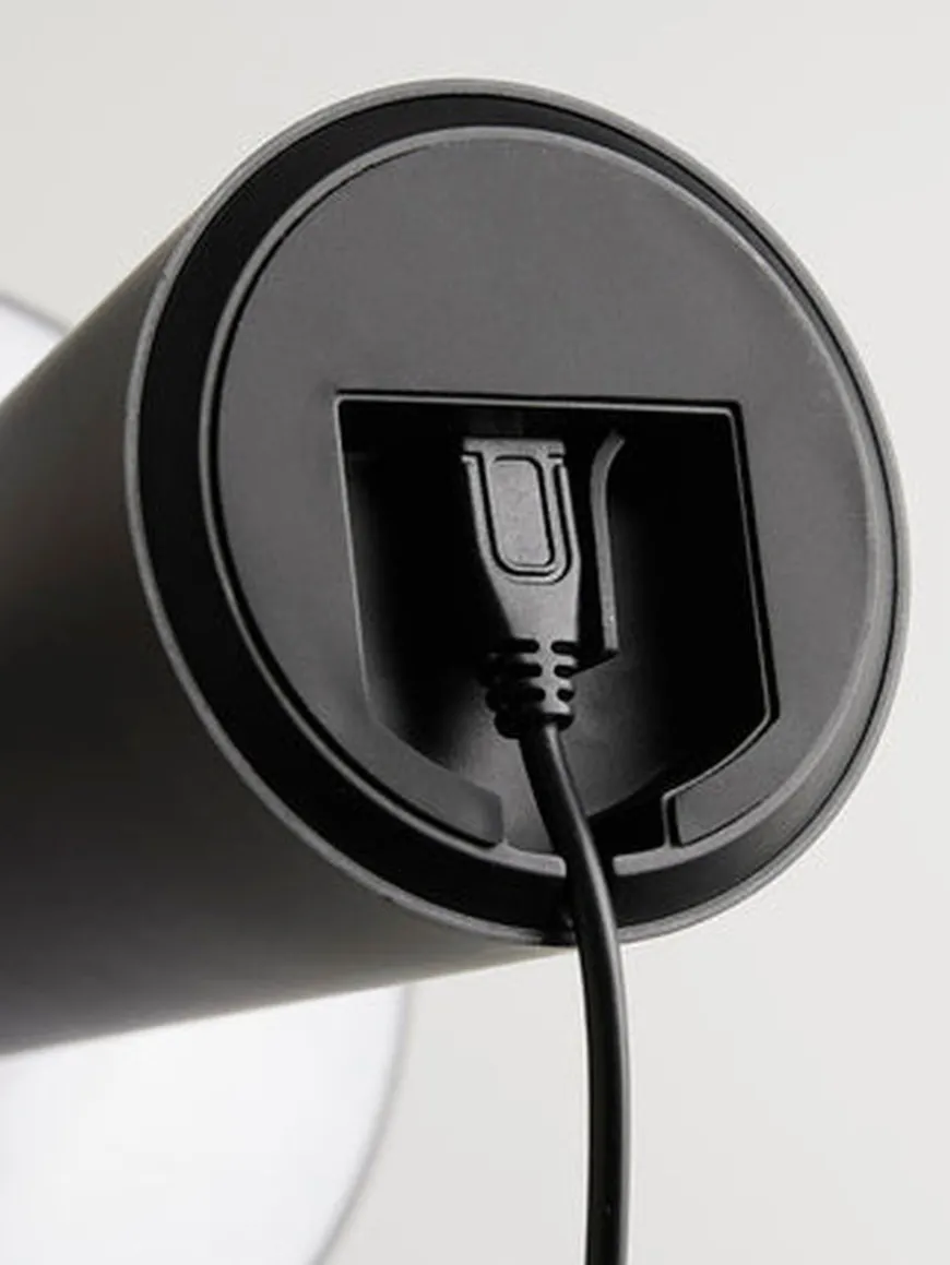 Move Me bordlampe oppladbar 4,7W IP44 - Dimbar