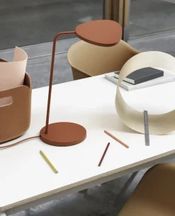 Muuto Leaf bordlampe
