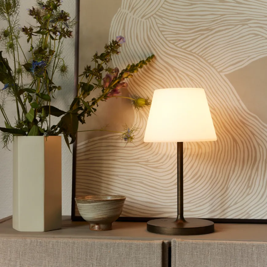 New Northern bordlampe oppladbar utendørs IP44 2W - Hvit/Antikk kobberfarget