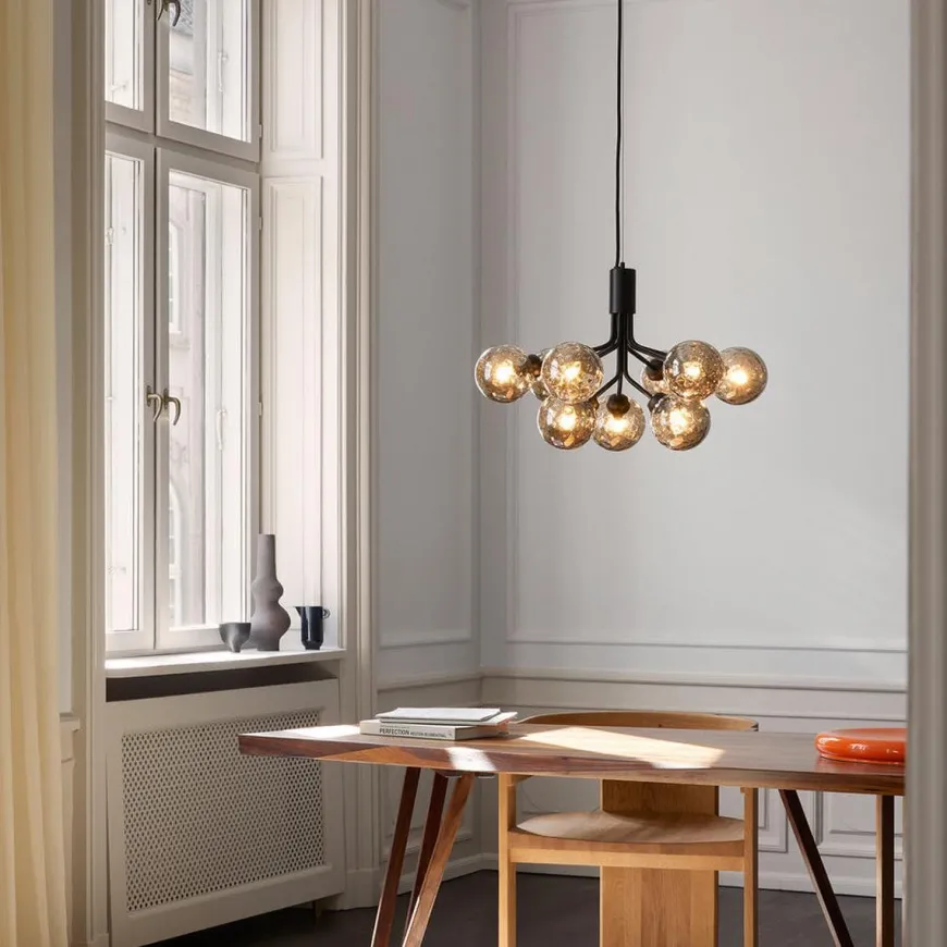 Nuura Apiales 9 svart/optic glass