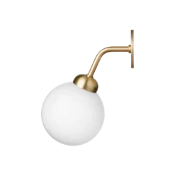 Nuura Apiales vegglampe - direkte montering - messing/Opal