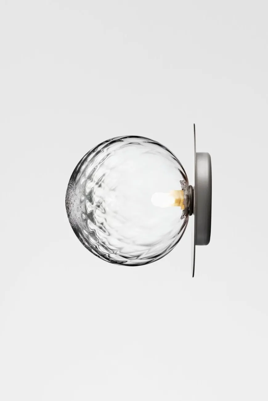 Nuura Liila 1 vegglampe/taklampe - large - light silver/optic glass