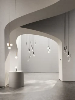 Nuura Miira 1 svart/optikk