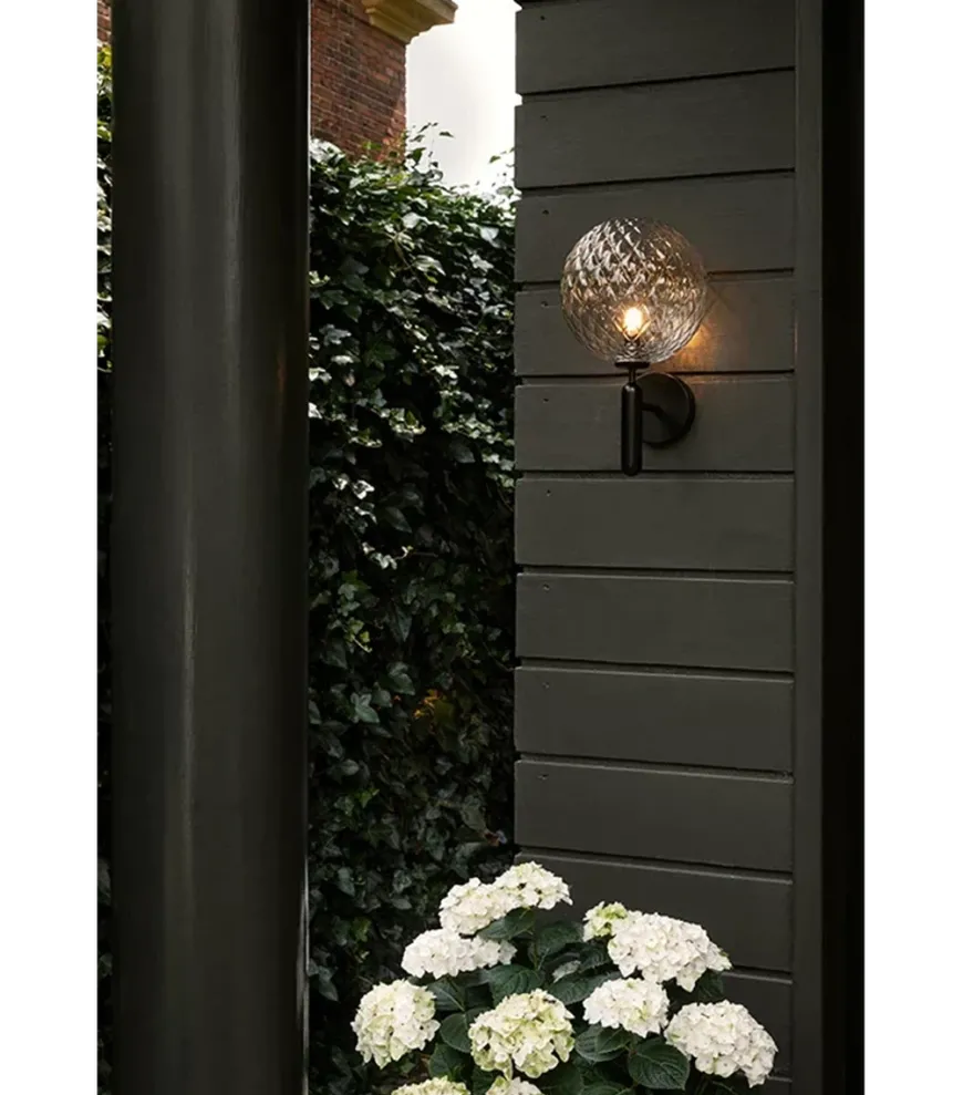 Nuura Miira utendørslampe - svart / optikk