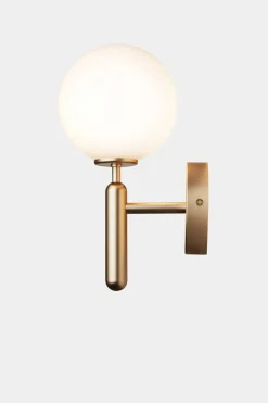 Nuura Miira vegglampe messing / opal