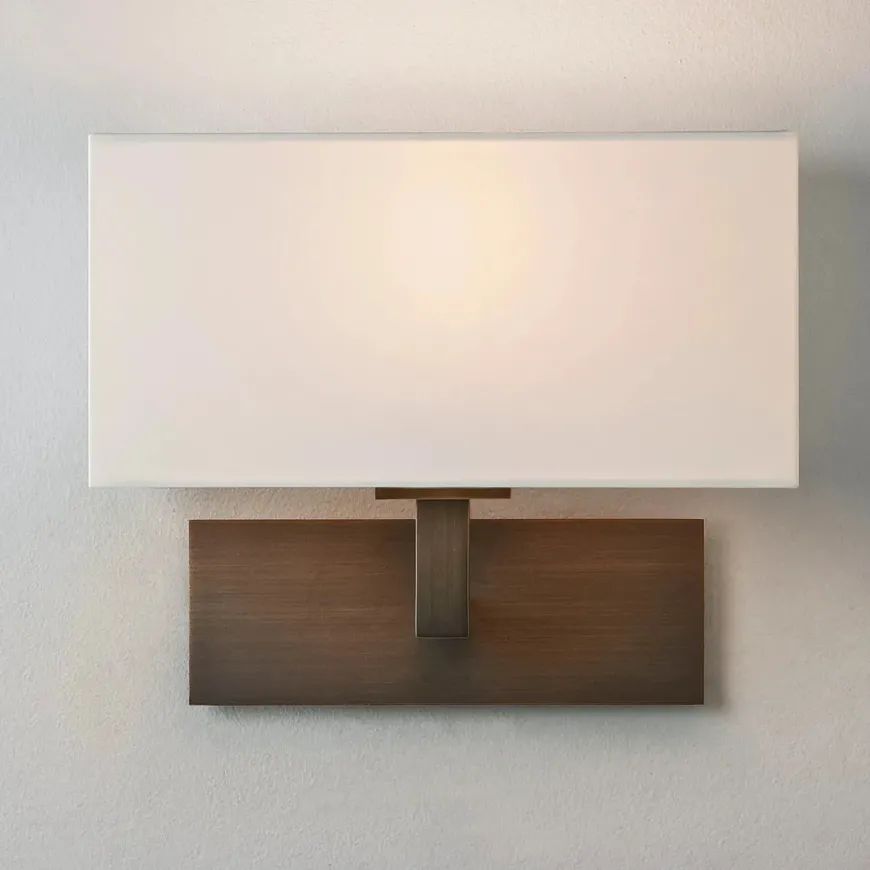 Park Lane vegglampe med skjerm