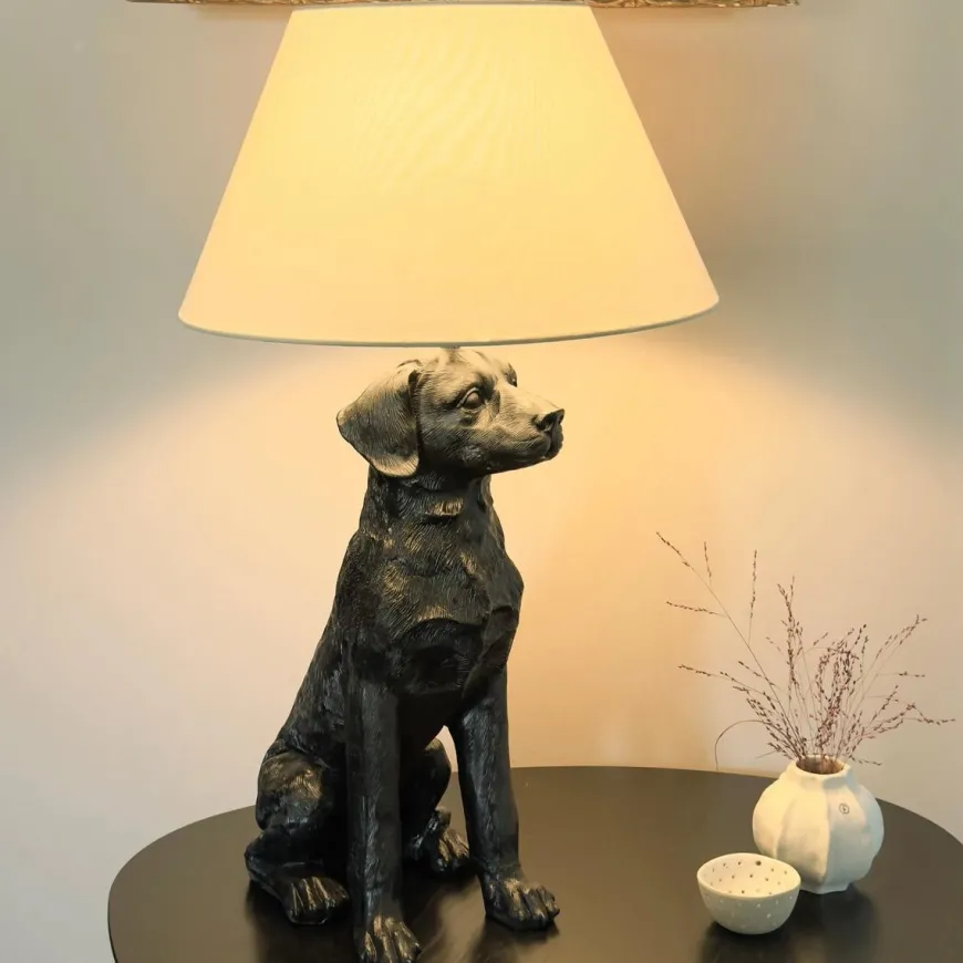 Retriver bordlampe