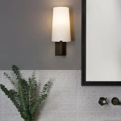 Riva 350 vegglampe baderom IP44 med glass skjerm