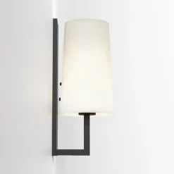 Riva 350 vegglampe baderom IP44 med glass skjerm