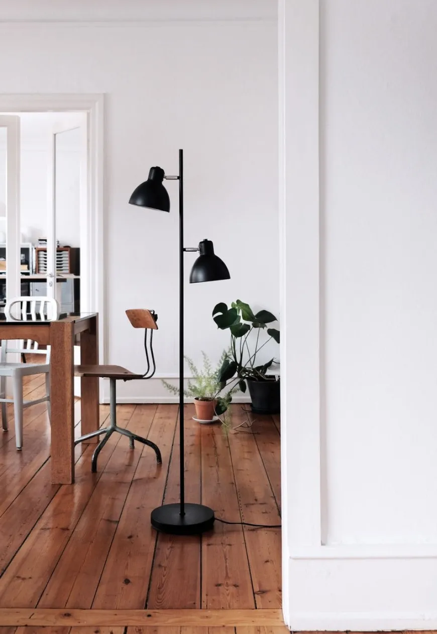 Skagen dobbel gulvlampe - Svart